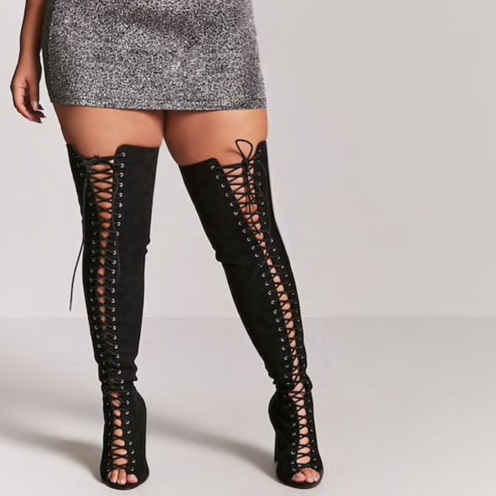 WIDE FIT Thigh lace up boots 👠